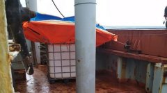 國際海運-利比里亞散貨船海員被迫收集雨水來生