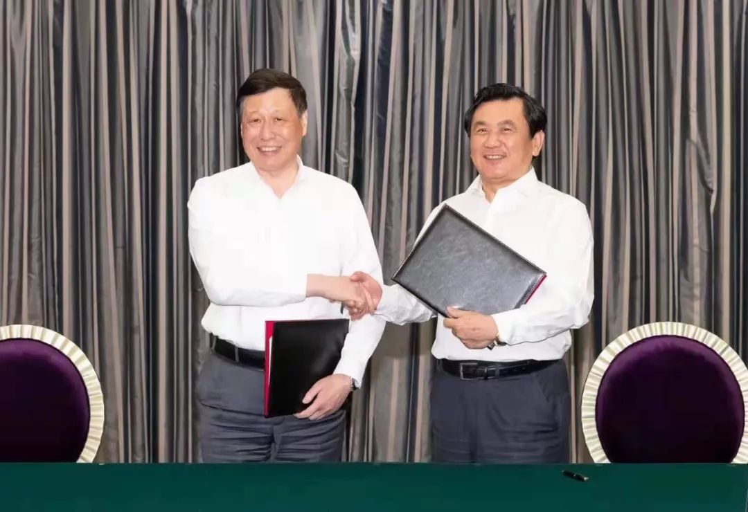 馮正霖會見上海市市長應(yīng)勇 簽署《關(guān)于推進(jìn)新時代上海民航高質(zhì)量發(fā)展戰(zhàn)略合作協(xié)議》