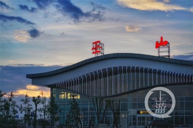 巫山機(jī)場(chǎng)揭開神秘面紗 通航之日指日可待
