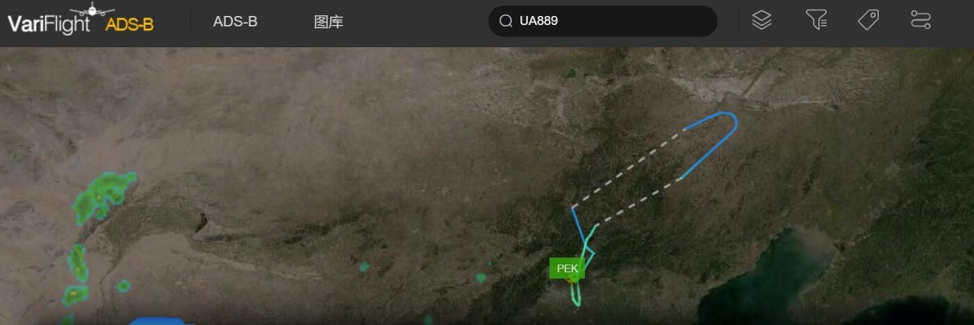 美聯(lián)航北京飛舊金山航班返航 乘客稱飛機(jī)玻璃出現(xiàn)裂縫