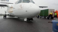 前起落架斷裂！緬甸一架ATR-72降落時(shí)沖出跑道-哈薩克斯坦的空運(yùn)