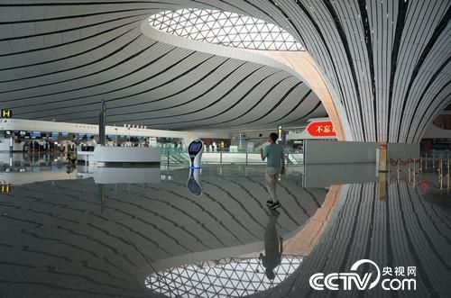 大興機(jī)場(chǎng)啟航倒計(jì)時(shí)！“金鳳凌空”之姿先睹為快-海運(yùn)拼箱價(jià)格
