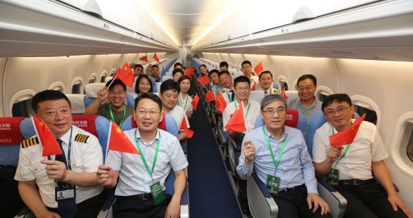 成都航空完成大興機場第二階段試飛 ARJ21首次赴京開展飛行-沙特阿拉伯的國際快遞