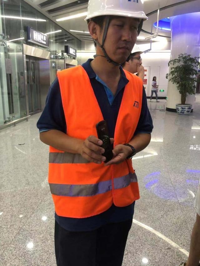 大興機(jī)場(chǎng)交通配套已就緒，軌道專線配母嬰室翻譯機(jī)-空運(yùn)訂艙