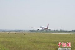 成都機(jī)場(chǎng)中秋假期運(yùn)送旅客40.5萬人次 同比增長(zhǎng)3.95%-國(guó)際快遞價(jià)格