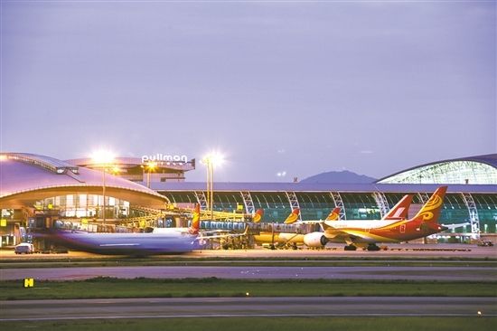 廣州白云國際機(jī)場：鋪就新絲路，航線遍全球-貨代公司