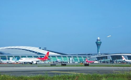 得風氣之先，領(lǐng)潮流之變：廣州白云機場爭當中國民航發(fā)展的引領(lǐng)者