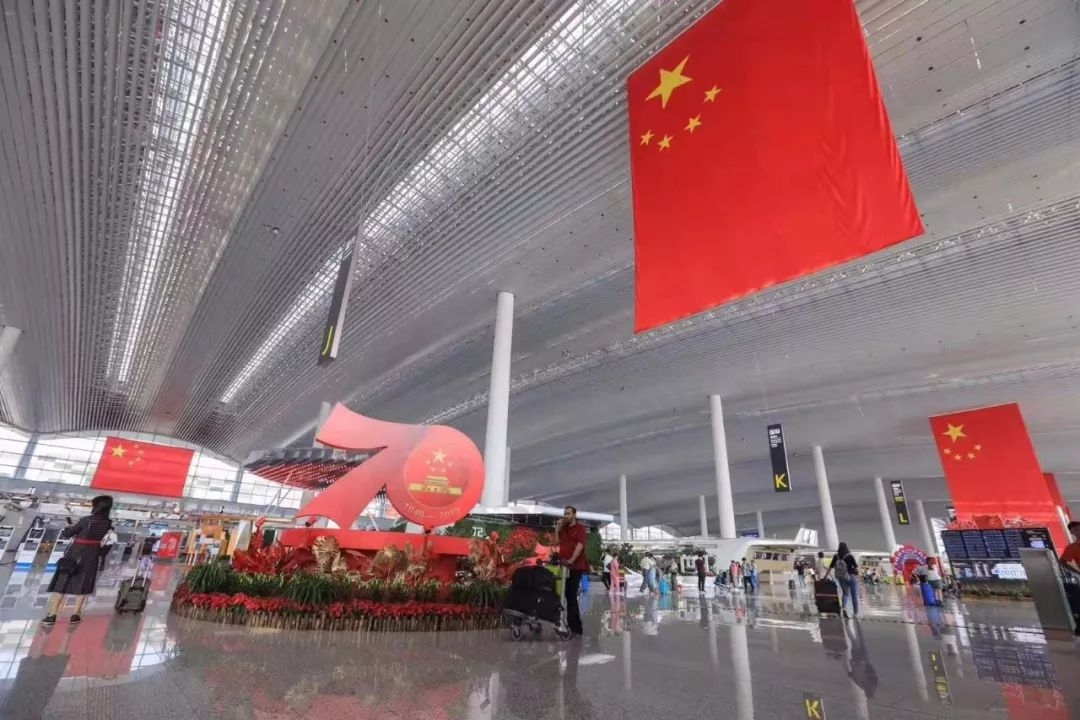 節(jié)后廣州出港特價(jià)機(jī)票來(lái)襲 快來(lái)白云機(jī)場(chǎng)開(kāi)啟“飛的”模式