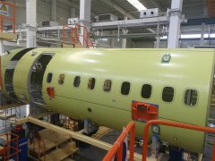 上海空運-新機研制再傳新捷 新舟700飛機10101中機身下架