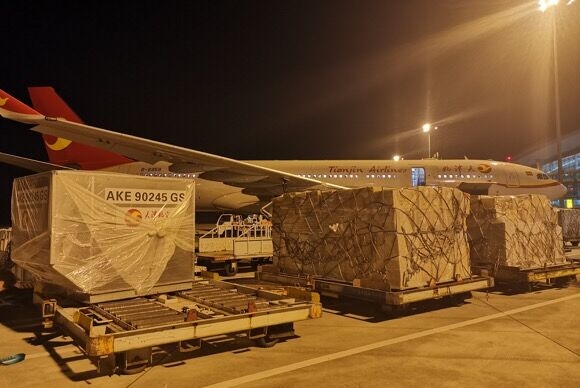 重慶機場正式開通“國際轉國際”空空中轉貨運業(yè)務