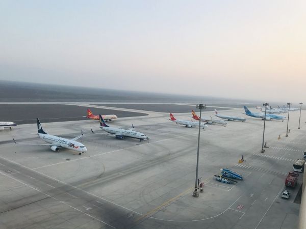 吐魯番機(jī)場(chǎng)首次使用備降臨時(shí)機(jī)位創(chuàng)歷史新高