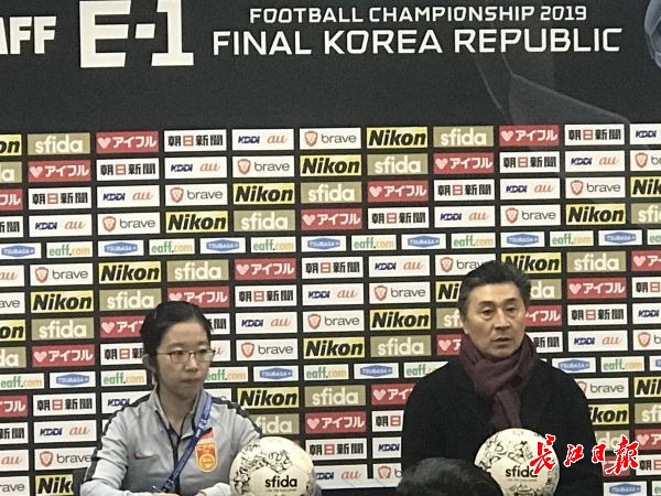 東亞杯首戰(zhàn)平韓國，中國女足進攻依然沒辦法，還傷了王霜