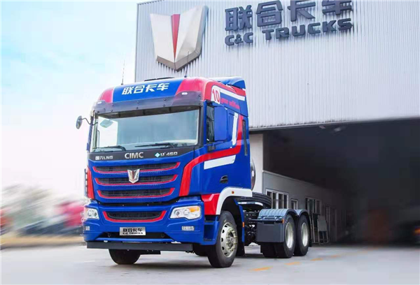 十年匠心打造高端重卡 聯(lián)合卡車榮膺“運輸之王”