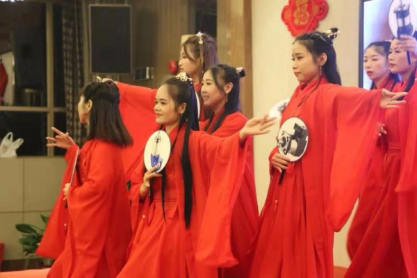 海運(yùn)價(jià)格-會(huì)玩！這場(chǎng)NEWGEAR經(jīng)銷商大會(huì)也看“顏值”