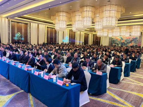 廣州國際快遞-價值營銷續(xù)創(chuàng)共贏，凝心聚力再鑄輝煌——東風(fēng)柳汽2020年商用車營銷年會盛大召開