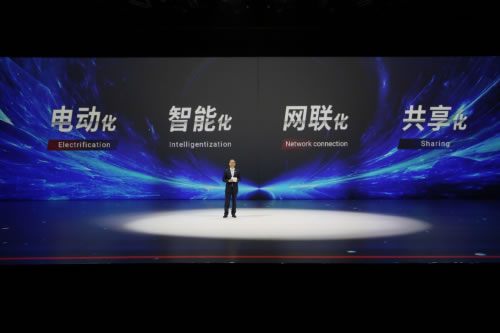 
fedex-J7加冕新車王，行業(yè)大咖點贊解放自主研發(fā)新高度