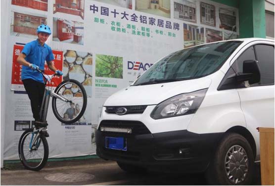 創(chuàng)造美好生活 江鈴福特輕客車主圖鑒大放送