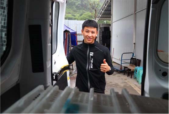 江鈴福特輕客車主