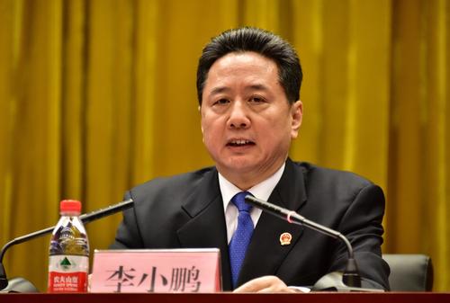 香港國際快遞-李小鵬主持召開部務會，強調(diào)大力推進海運業(yè)高質(zhì)量發(fā)展 推廣應用道路運輸電子證照
