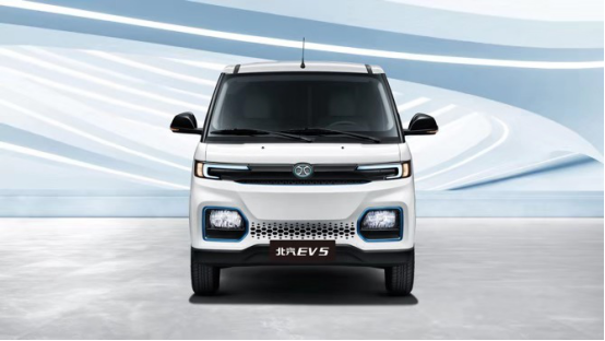 北汽EV5減負(fù)有訣竅 力促新能源物流“輕裝上陣”