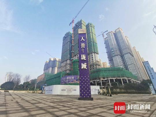 交房落地窗變墻垛業(yè)主傻眼 開(kāi)發(fā)商欲補(bǔ)償一年物業(yè)費(fèi)