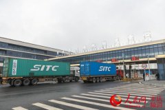 東南亞國際國際快遞-重慶果園保稅物流中心(B型)正式封關運行