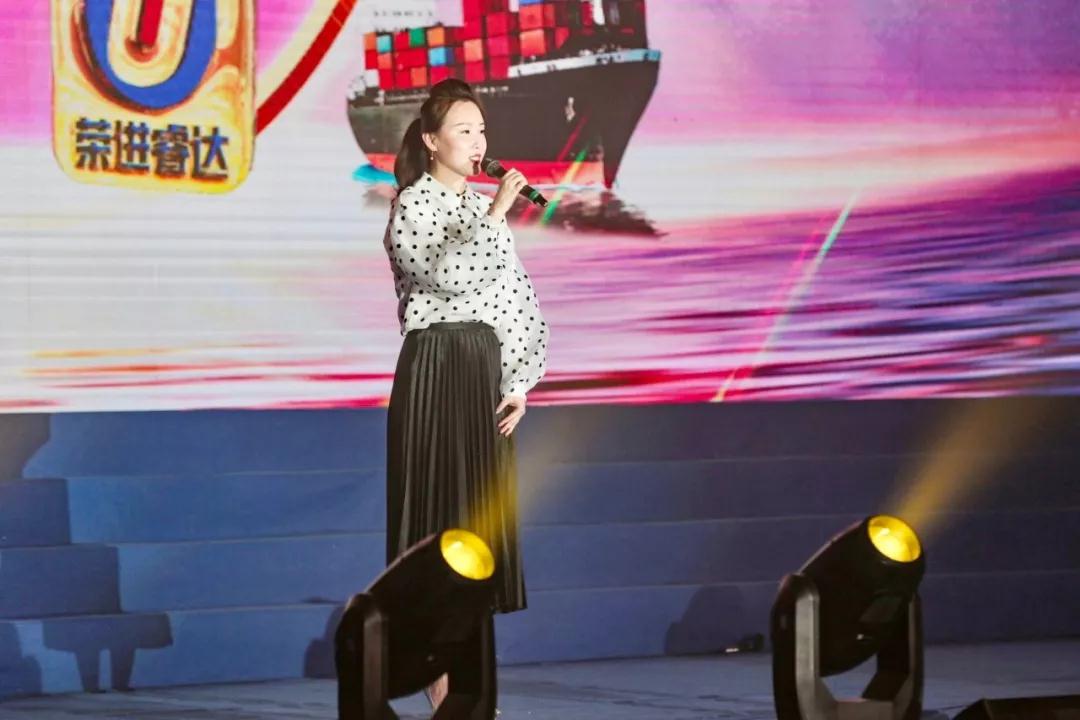 進(jìn)口用品-秣馬揚帆·逐夢未來，共祝2020明天會更好！