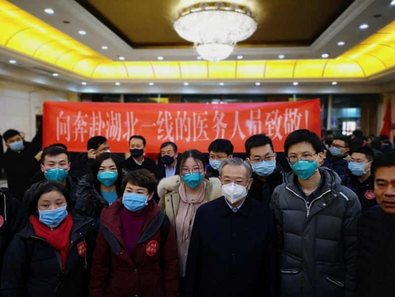 山航搭載山東首批醫(yī)療救援隊馳援武漢