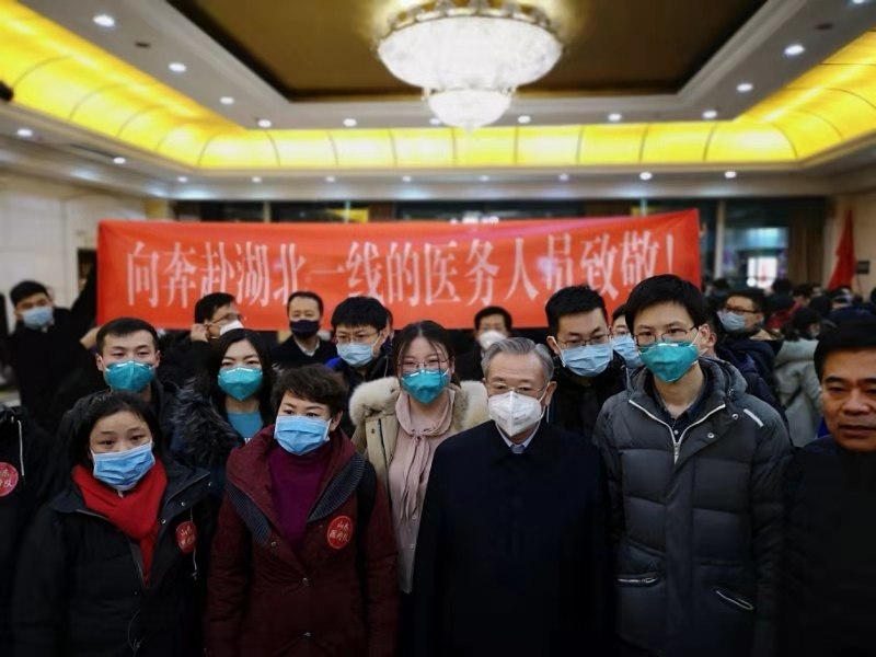 山航搭載山東首批醫(yī)療救援隊馳援武漢