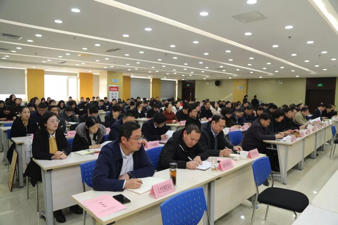 2019年度臨沂商城轉(zhuǎn)型發(fā)展與物流科技城創(chuàng)建工作總結(jié)會(huì)議召開(kāi)
