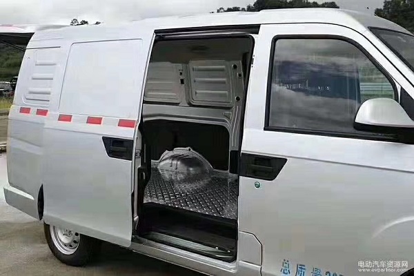 廣州出口國(guó)際快遞-東風(fēng)純電動(dòng)物流車(chē)出租多少錢(qián)