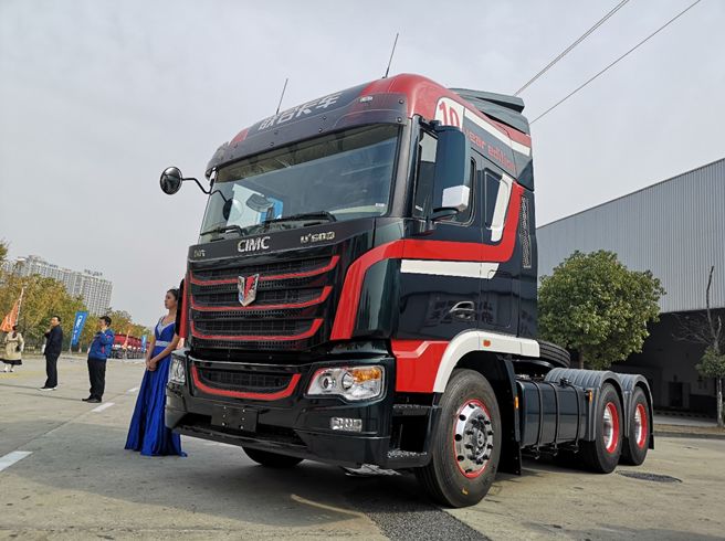 聯(lián)合卡車國六LNG重卡上市！靠什么來爭霸江湖？