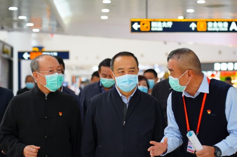 海南省副省長赴美蘭機場、 海南航空調(diào)研抗擊疫情、復(fù)工復(fù)產(chǎn)情況
