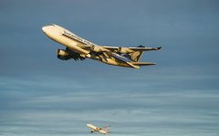 黎巴嫩-新加坡航空CEO帶頭降薪15%，員工可休無薪假