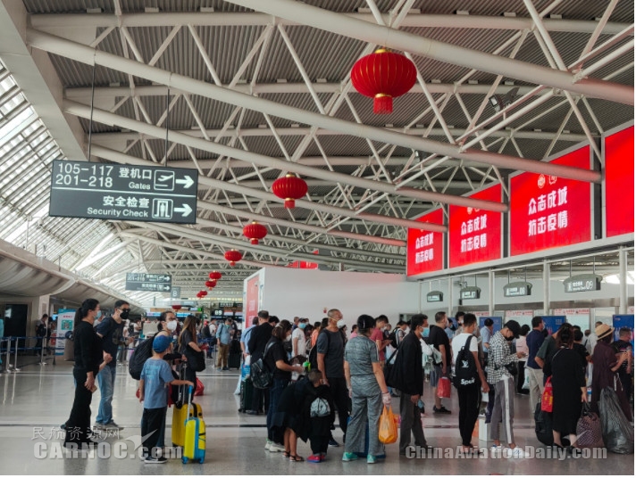 三亞機(jī)場多舉措助力三亞航空市場穩(wěn)步恢復(fù)