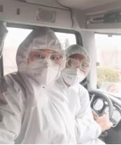 卡車人做好防護準備啟程前往疫區(qū)