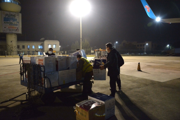 柬埔寨空運三峽機(jī)場戰(zhàn)疫先鋒吳颋：并非無所畏懼，而是義不容辭