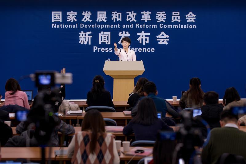 國家發(fā)展改革委舉行2020年1月份新聞發(fā)布會 介紹宏觀經(jīng)濟(jì)運(yùn)行情況并回應(yīng)熱點(diǎn)問