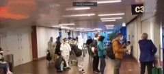 約翰內(nèi)斯堡海運(yùn)費(fèi)回國航班19人瞞報(bào)百人隔離？當(dāng)事人現(xiàn)身否認(rèn)