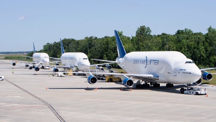 波音三架747“載夢者”飛機同框533049_ 波音三架747“載夢者”飛機同框