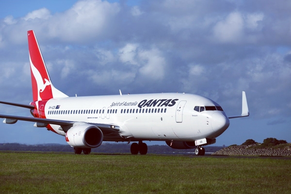 澳洲航空希望客艙不受社交距離限制  中間空座或?qū)⑵仁蛊眱r大漲