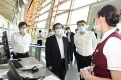 馮正霖：高標準、高質(zhì)量、高水平做好全國兩會服務保障和疫情防控工作