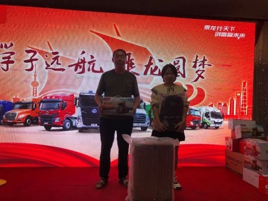 那么一向?qū)櫡鄣某她?-杰克遜維爾空運(yùn)價格