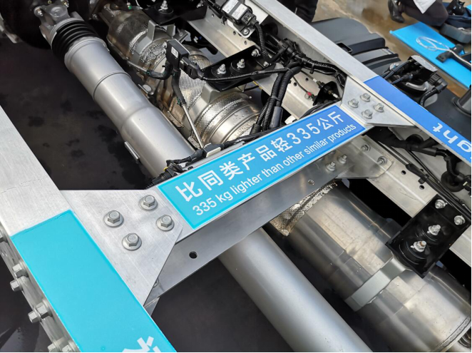 但在輕卡車架上還是首次應(yīng)用
-上海空運(yùn)