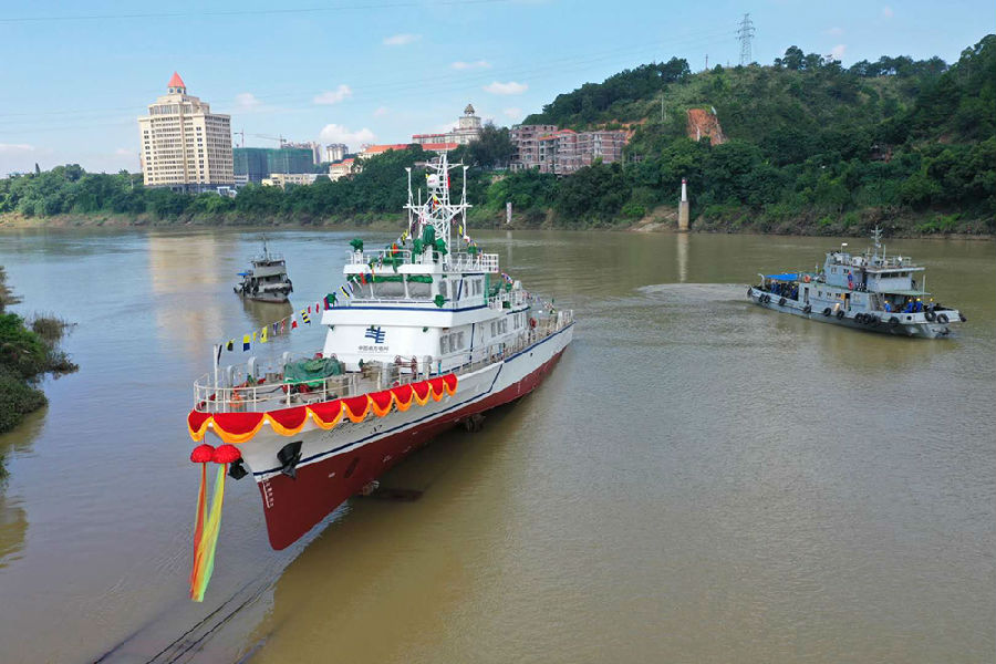 國內(nèi)首艘自主建造500千伏海底電纜運(yùn)維船在?？诮桓妒褂?-國際物流