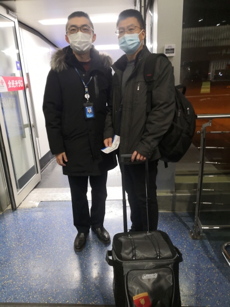 并為董先生開通綠色通道快速完成值機(jī)、安檢與登機(jī)
-國(guó)際貨代
