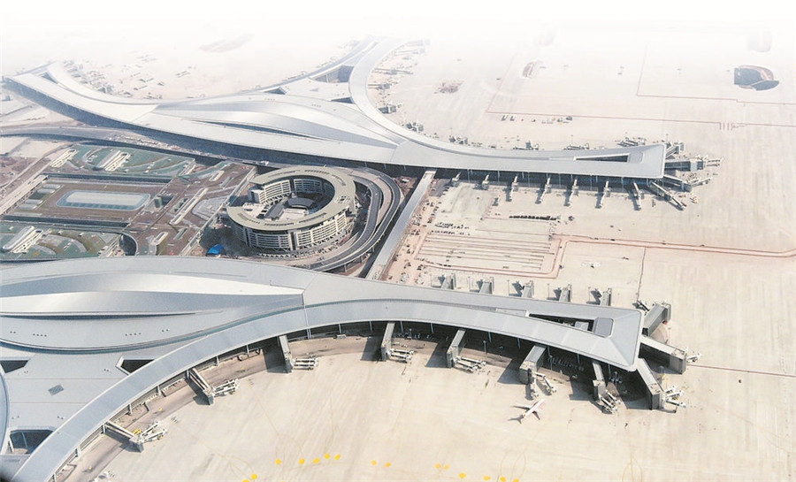 和神鳥一起過年 鏡頭下的成都天府國際機場和建設者
