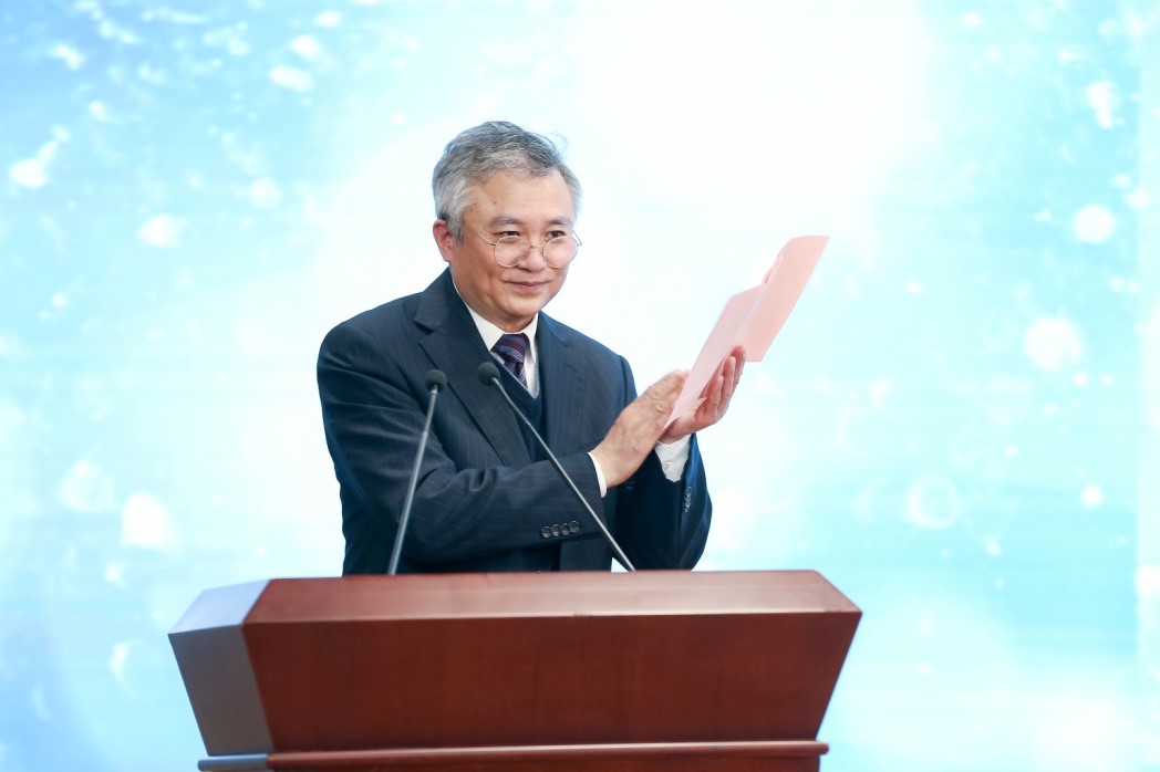 作為注冊在上海的國際一流航運企業(yè)的中遠海運團體
-國際海運